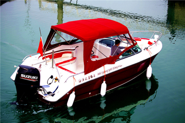 23英尺运动快艇