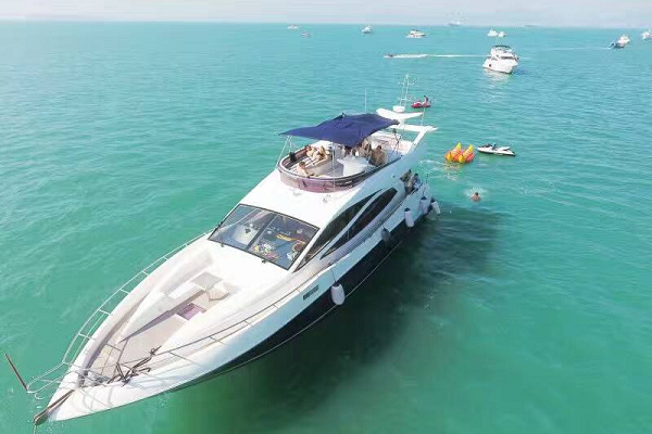 70英尺飞桥游艇 华悦