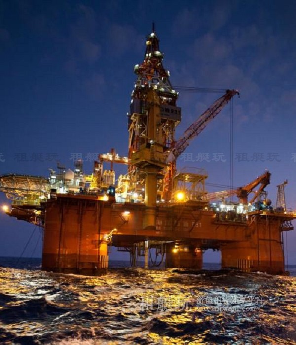 三亞海釣目的地推薦，租艘釣魚艇去海釣吧！