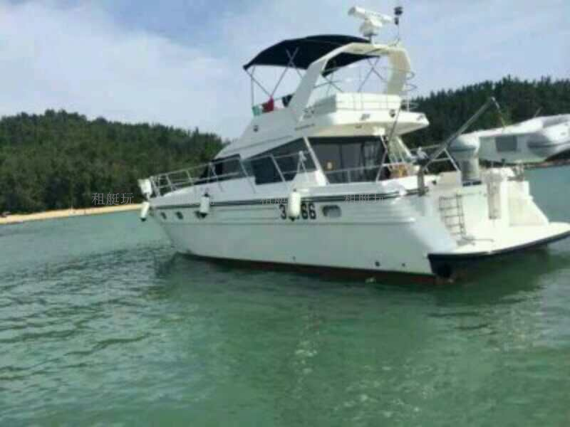 45英尺飛橋游艇