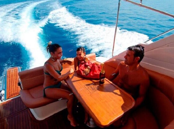  34英尺運(yùn)動游艇