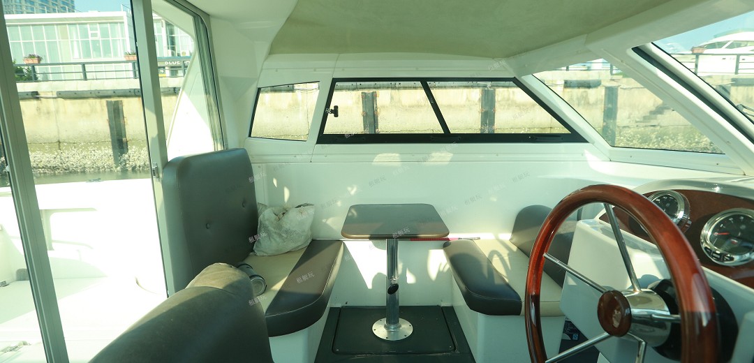 NISSAN尼桑小釣魚艇