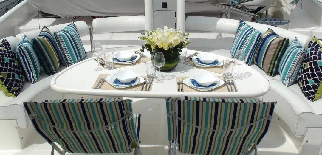 70尺豪華游艇 70尺豪華游艇