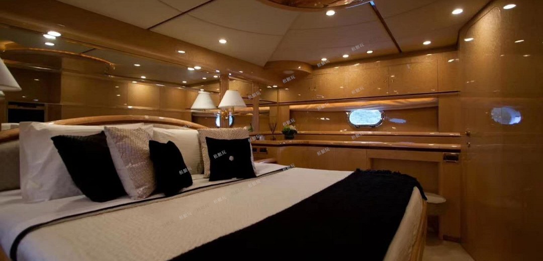 70尺豪華游艇 70尺豪華游艇