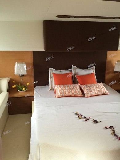 海上KTV 53尺愛笑號(hào)豪華游艇